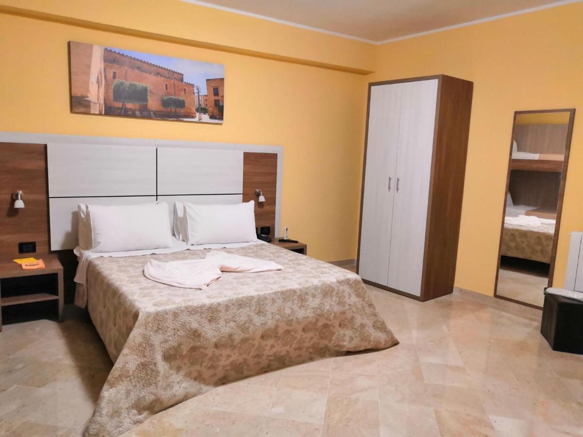 Fratelli Clemente Spa And Hotel Castelvetrano ภายนอก รูปภาพ