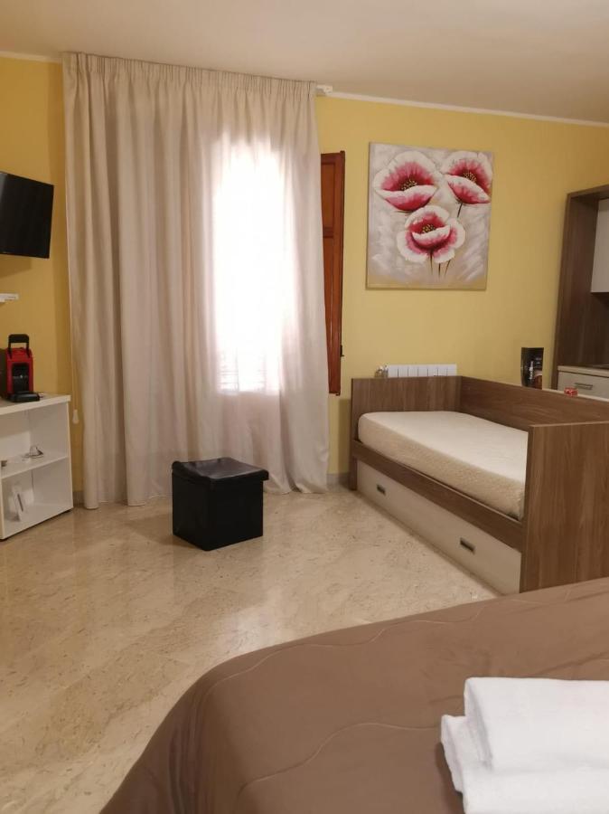 Fratelli Clemente Spa And Hotel Castelvetrano ภายนอก รูปภาพ