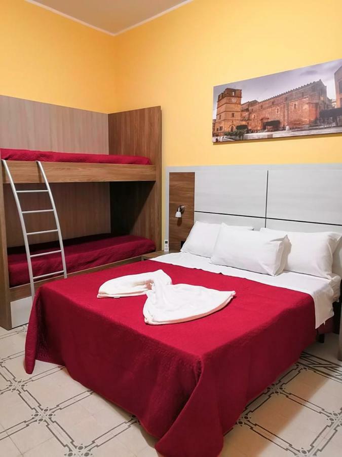 Fratelli Clemente Spa And Hotel Castelvetrano ภายนอก รูปภาพ